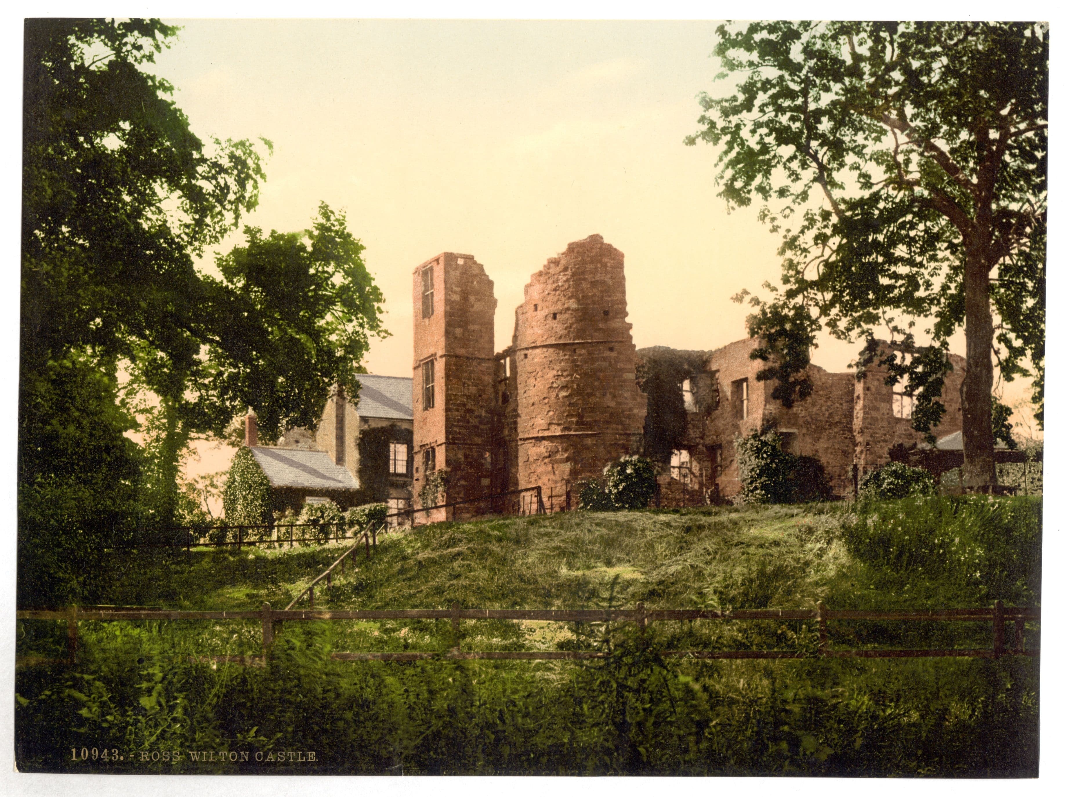 Wilton Castle, Herefordshire, County of — Forms part of: Views of the British Isles, in the Photochrom print collection.; More information about the Photochrom Print Collection is av