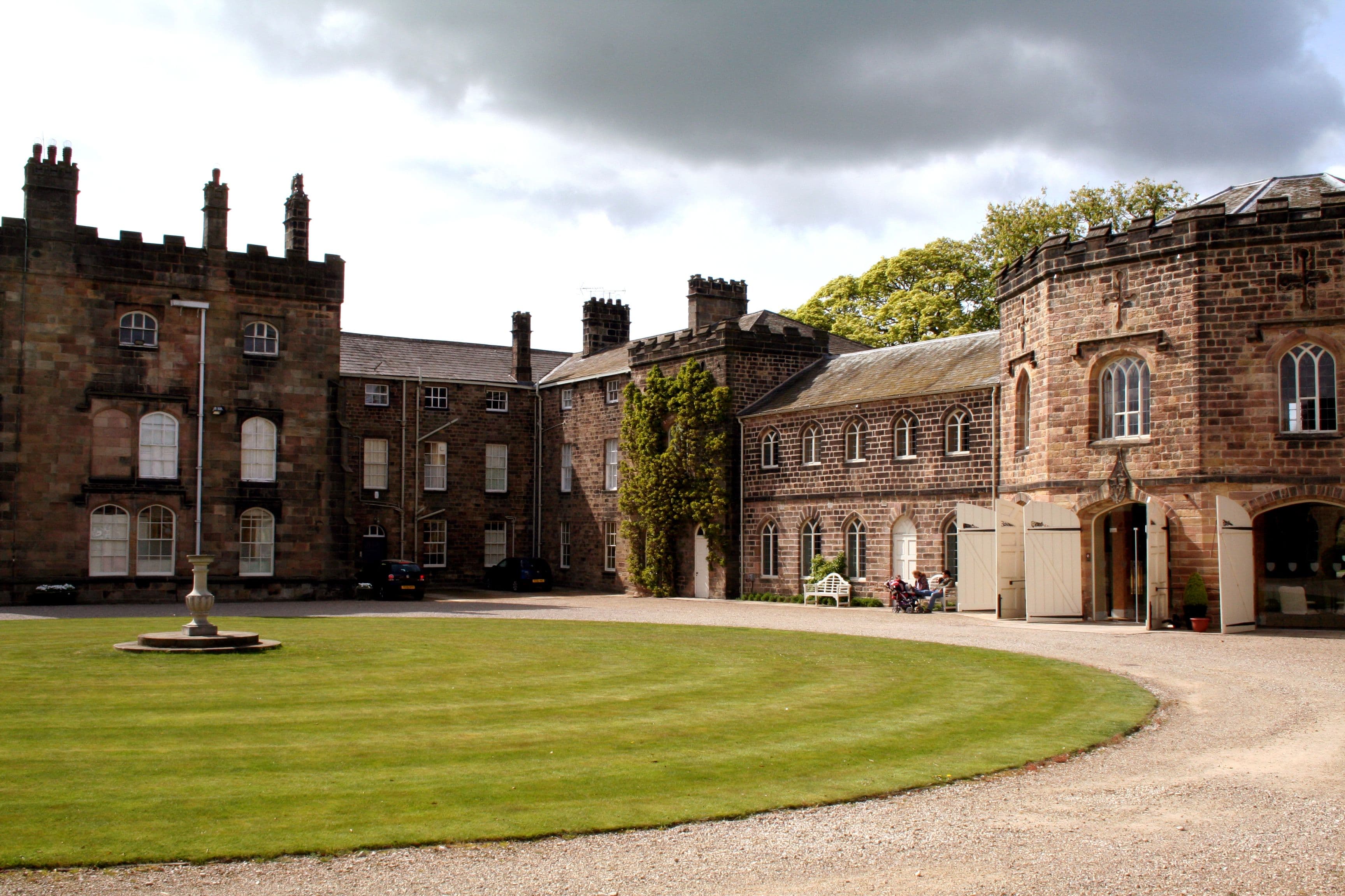 Ripley Castle, North Yorkshire — Ripley: Castle grounds