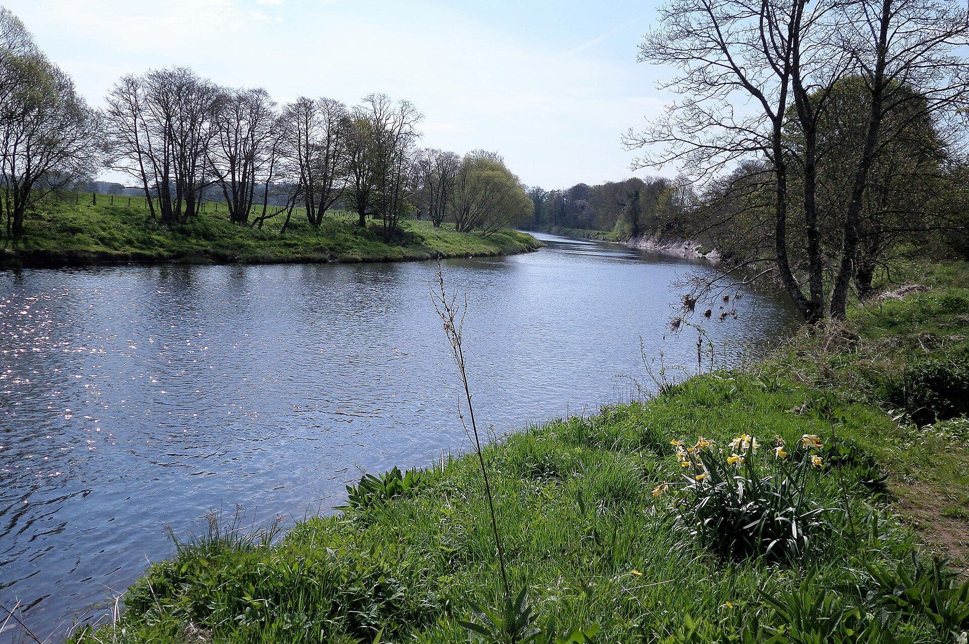 Friar's Carse, Dumfries and Galloway — The River Nith at Friars Carse at the confluence with the Carse Loch Burn, Auldgirth, Dumfries and Galloway, Scotland.