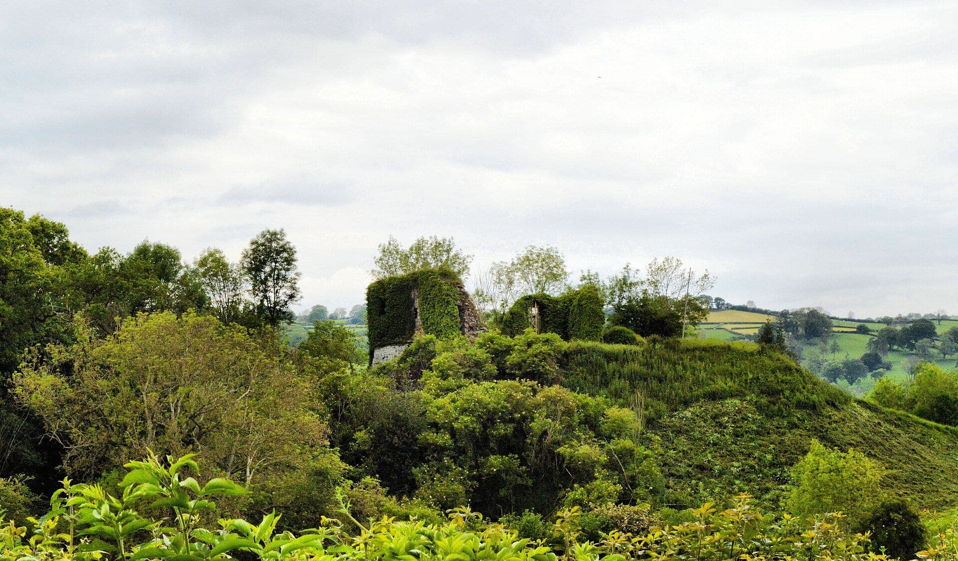 Clifford Castle, Herefordshire, County of