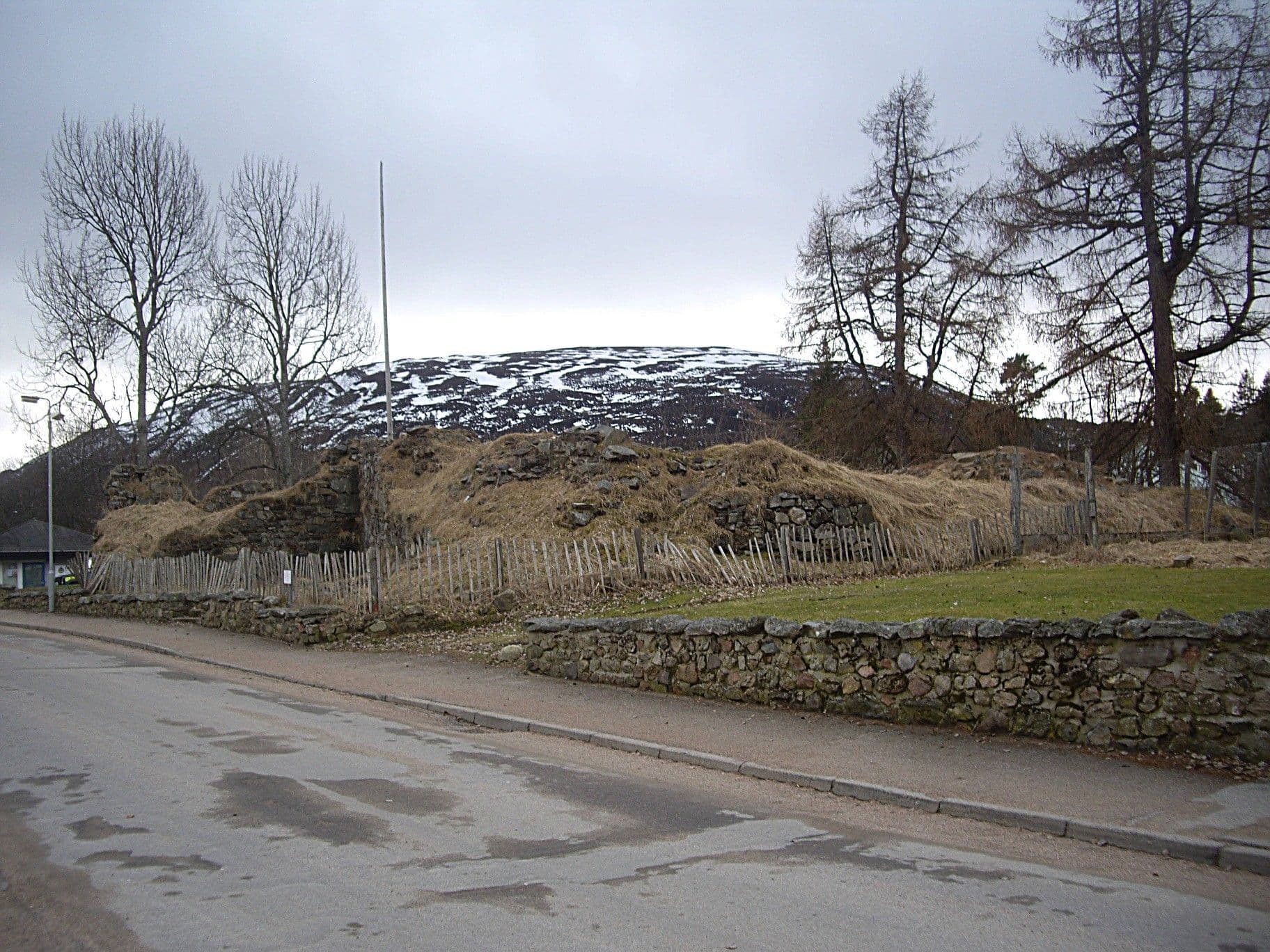 Kindrochit Castle, Aberdeenshire — Remains of Kindrochit Castle