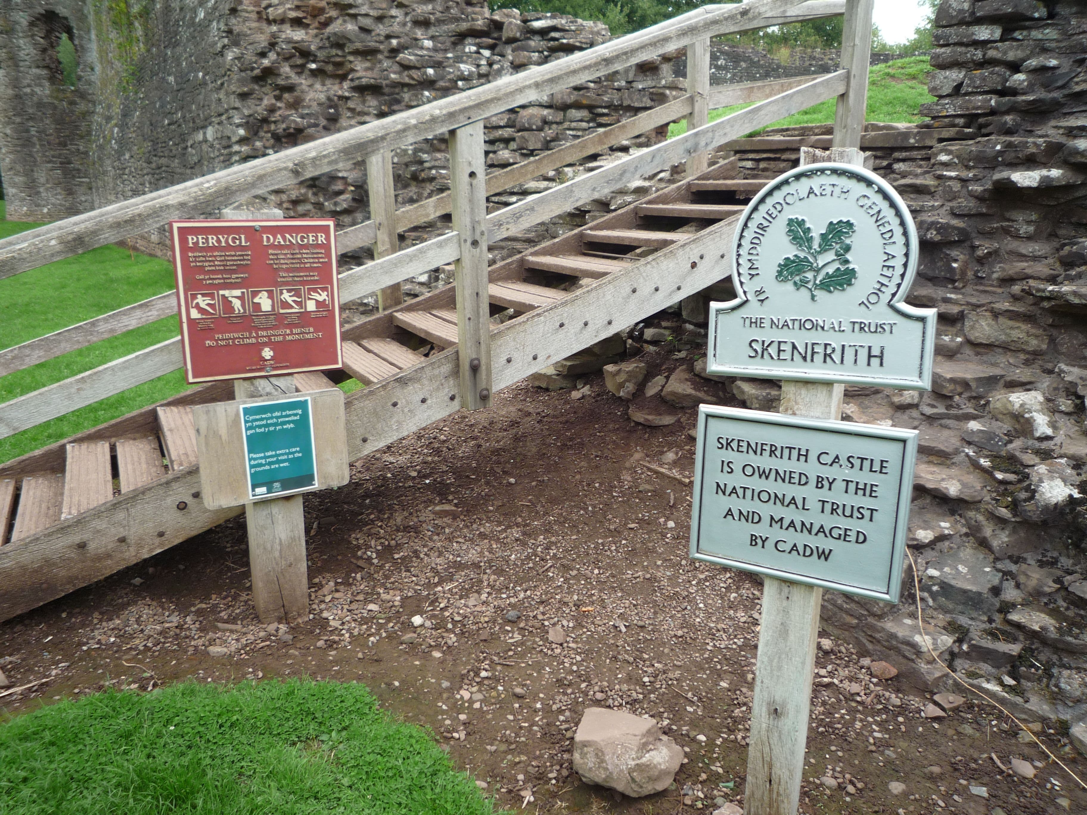 Skenfrith Castle, Monmouthshire — Signs at Skenfrith Castle