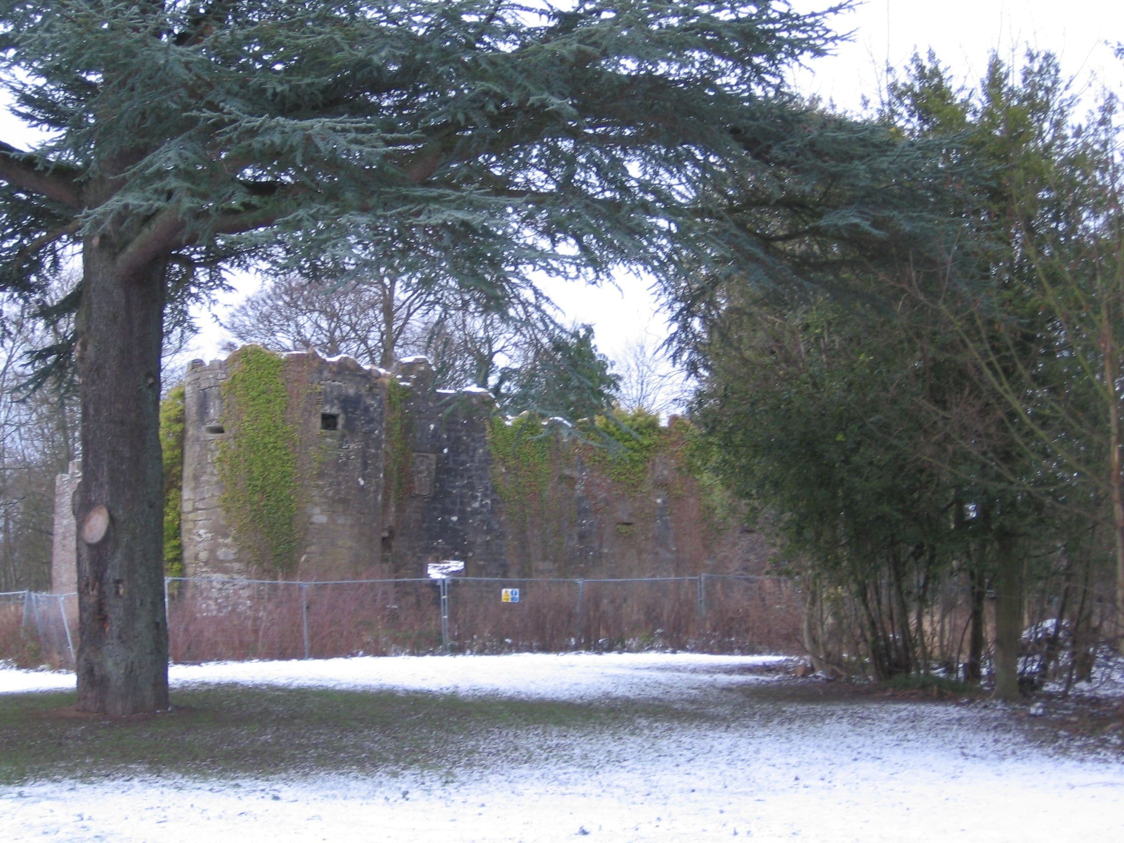 Ballumbie Castle