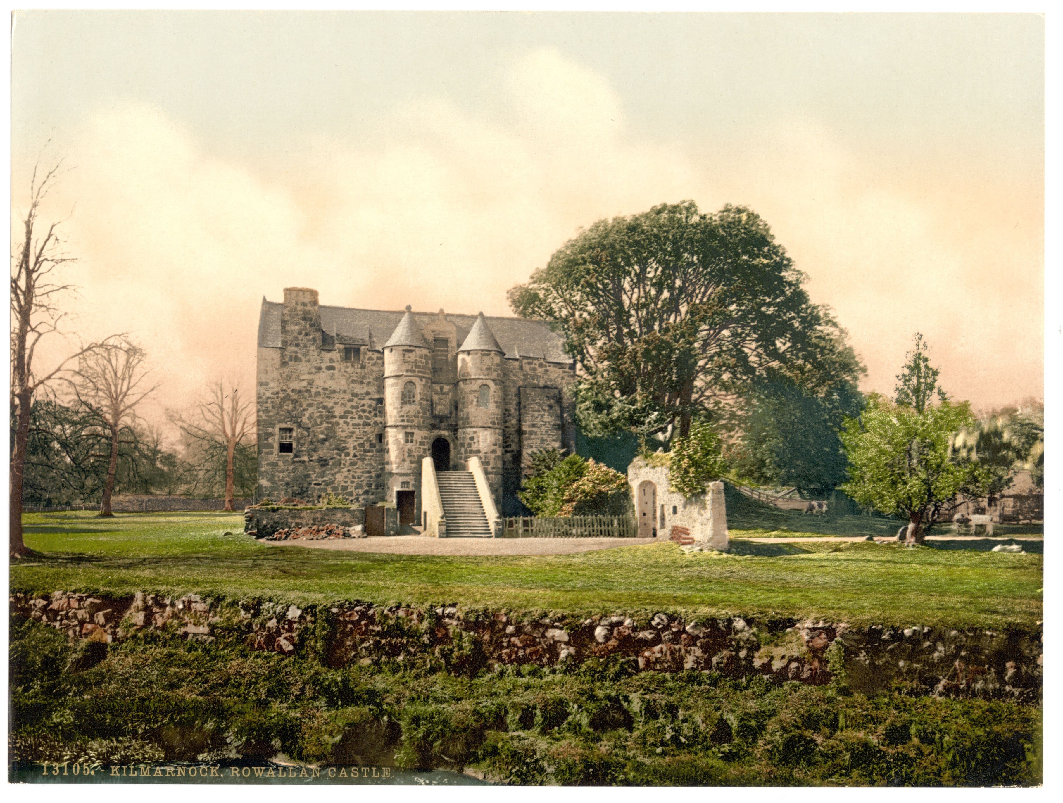 Rowallan Castle, East Ayrshire — Print no. "13105".; Title from the Detroit Publishing Co., catalogue J-foreign section. Detroit, Mich. : Detroit Photographic Company, 1905.