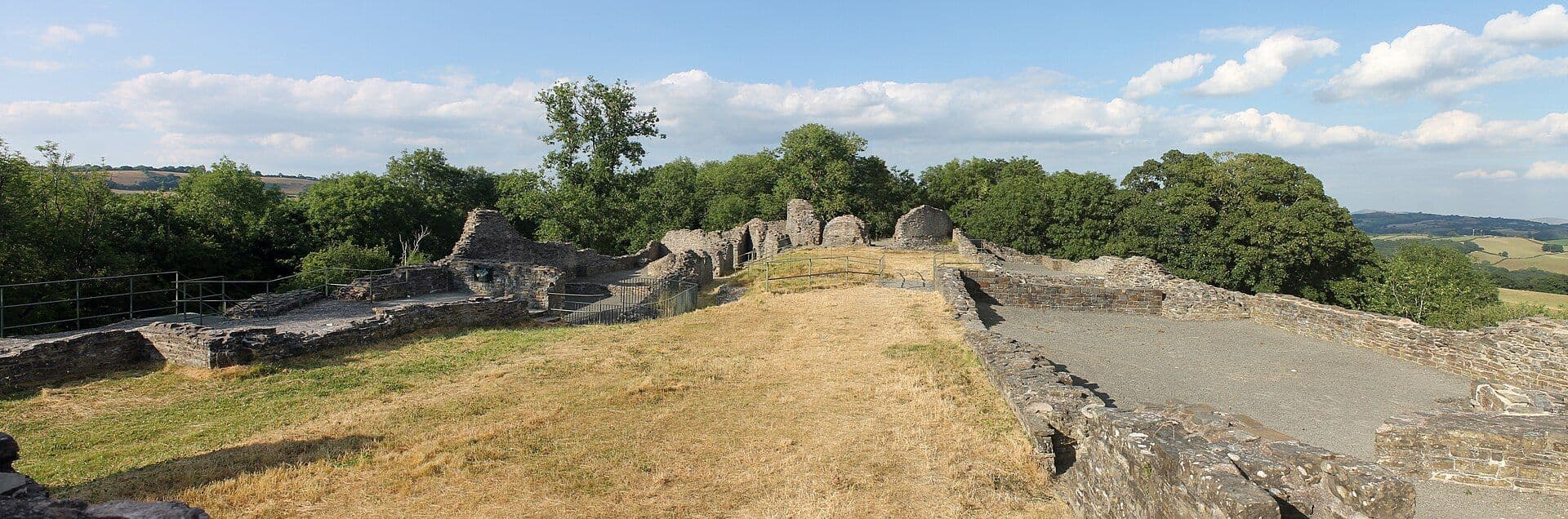 Dolforwyn Castle, Powys — This is a photo of listed building number