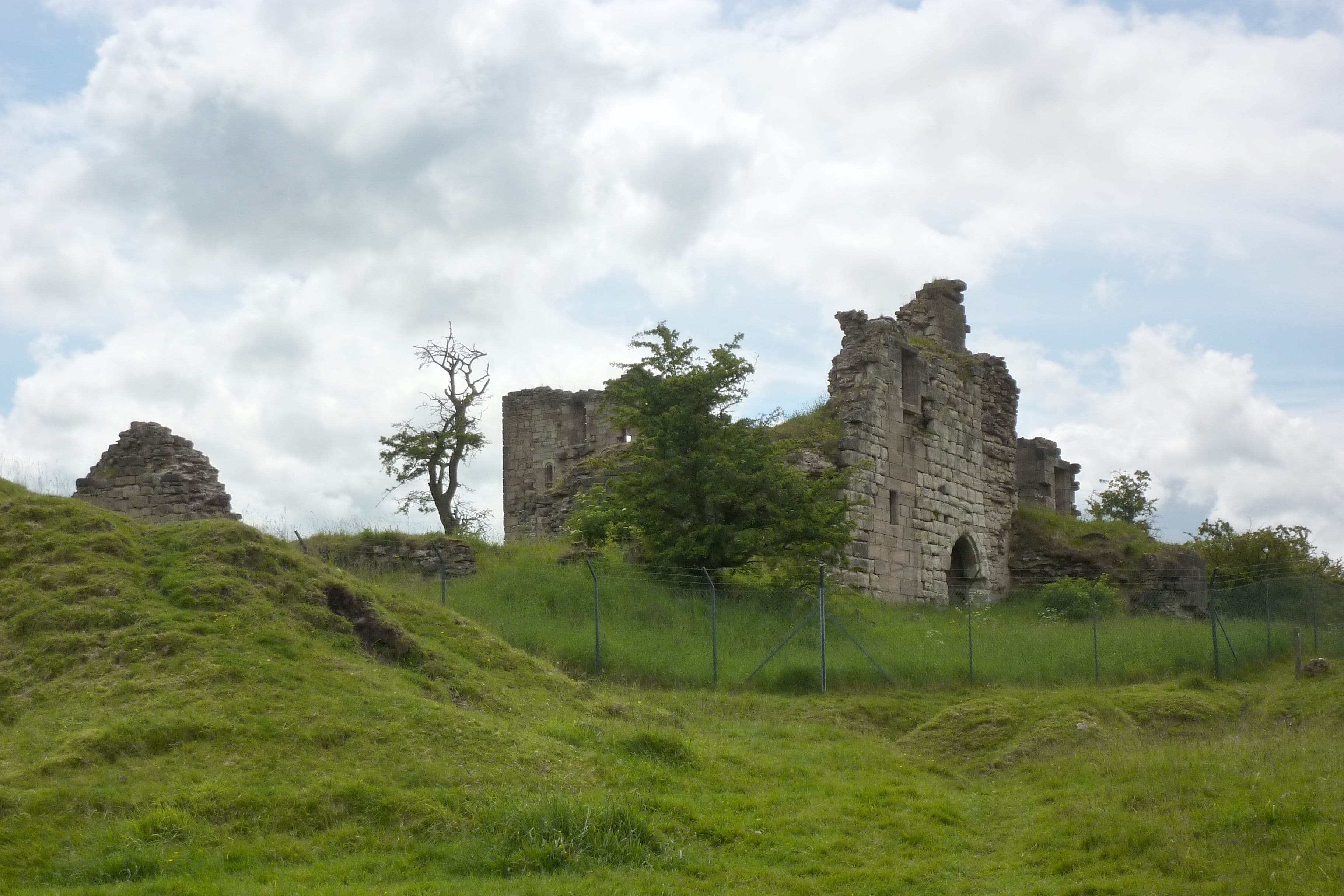 Sanquhar Castle, Dumfries and Galloway — There's two routes to walk round Sanquhar on the Southern Upland Way - the normal one and a "historical trail". Unfortunately the signage wa