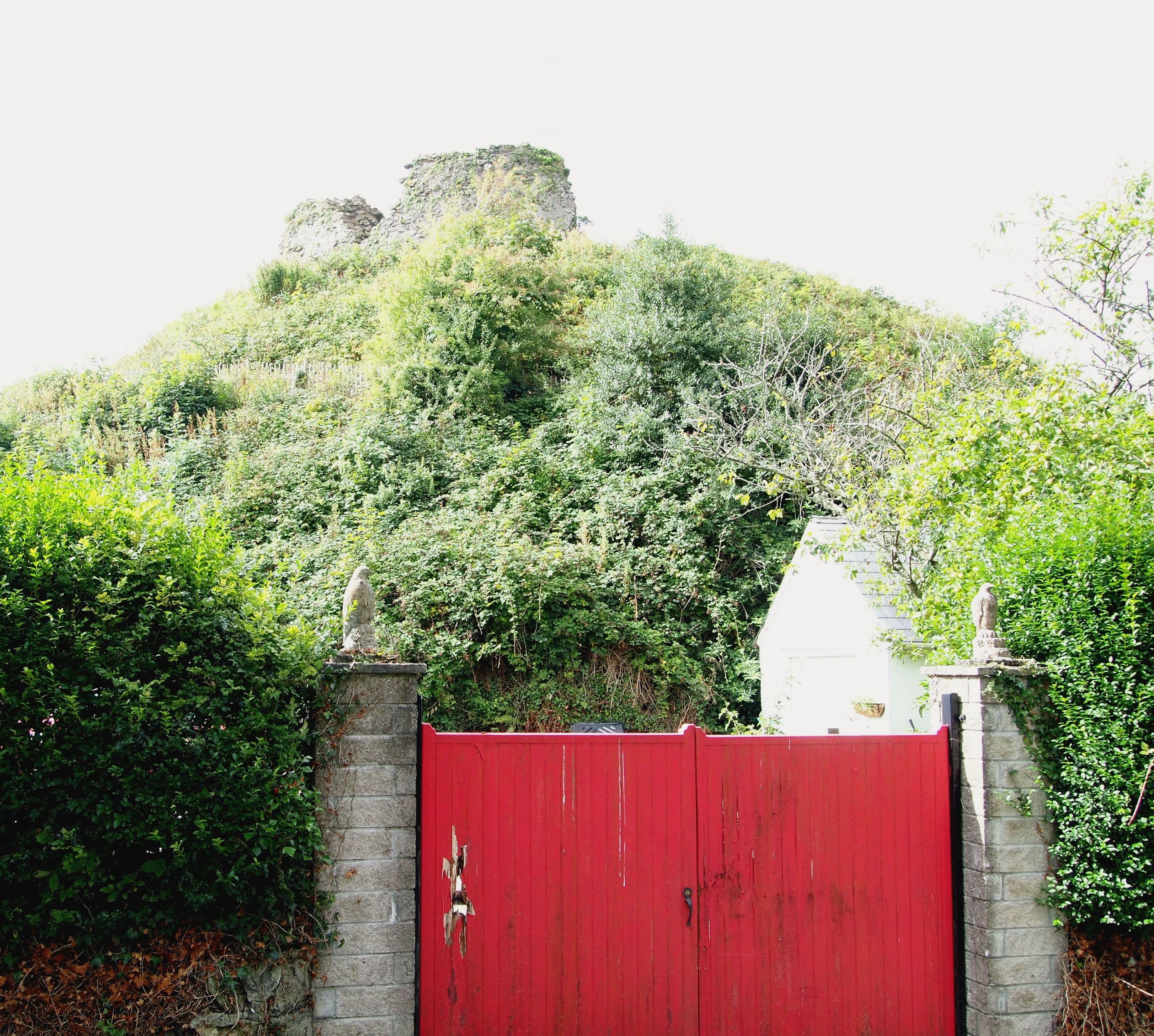 Plympton Castle, England — Castle Vicinity, Plympton St Maurice, Devon