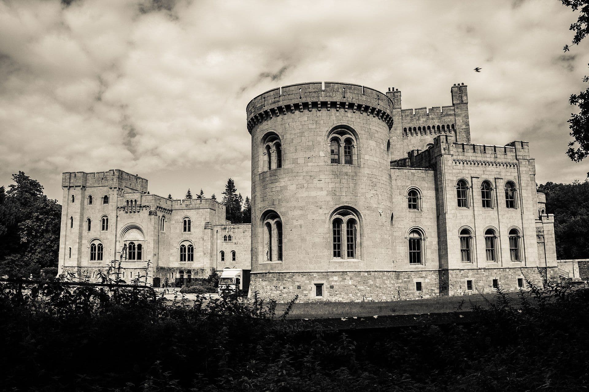 Gosford Castle, Armagh City, Banbridge and Craigavon — This is a photo of a listed building with HB number