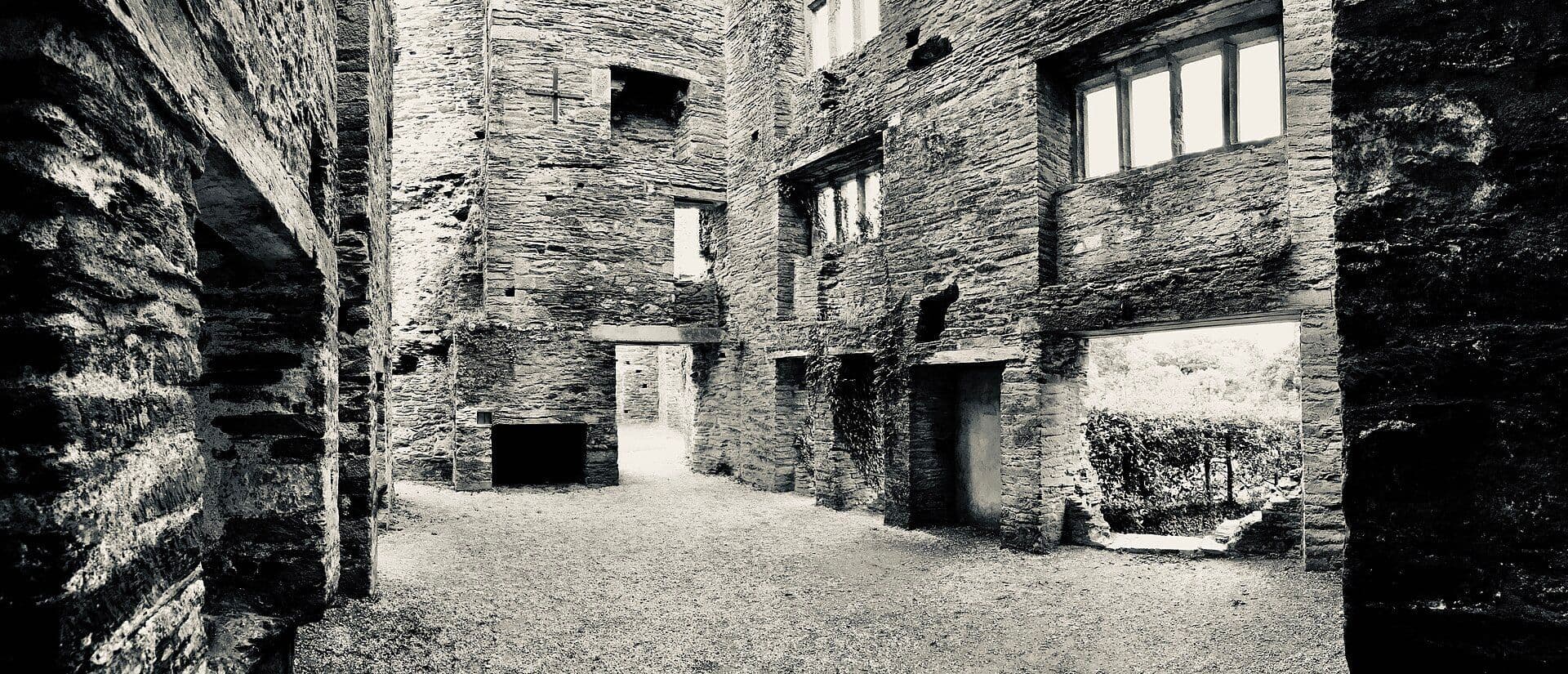Berry Pomeroy Castle, Devon — The living quarters of the castle.